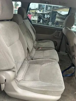 Toyota Sienna 2009 Green