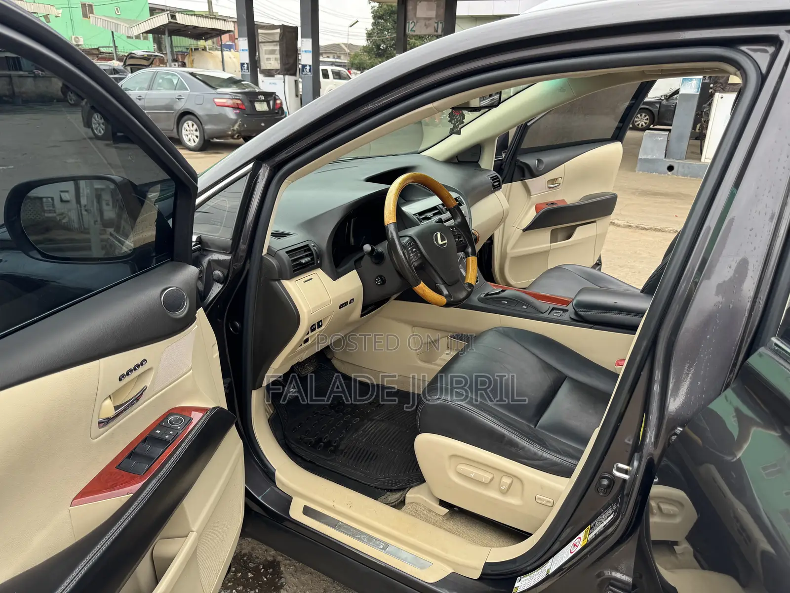 Lexus RX 350 2010 Brown