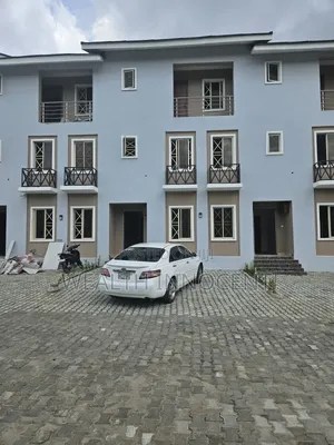 4bdrm Duplex in Durumi for sale
