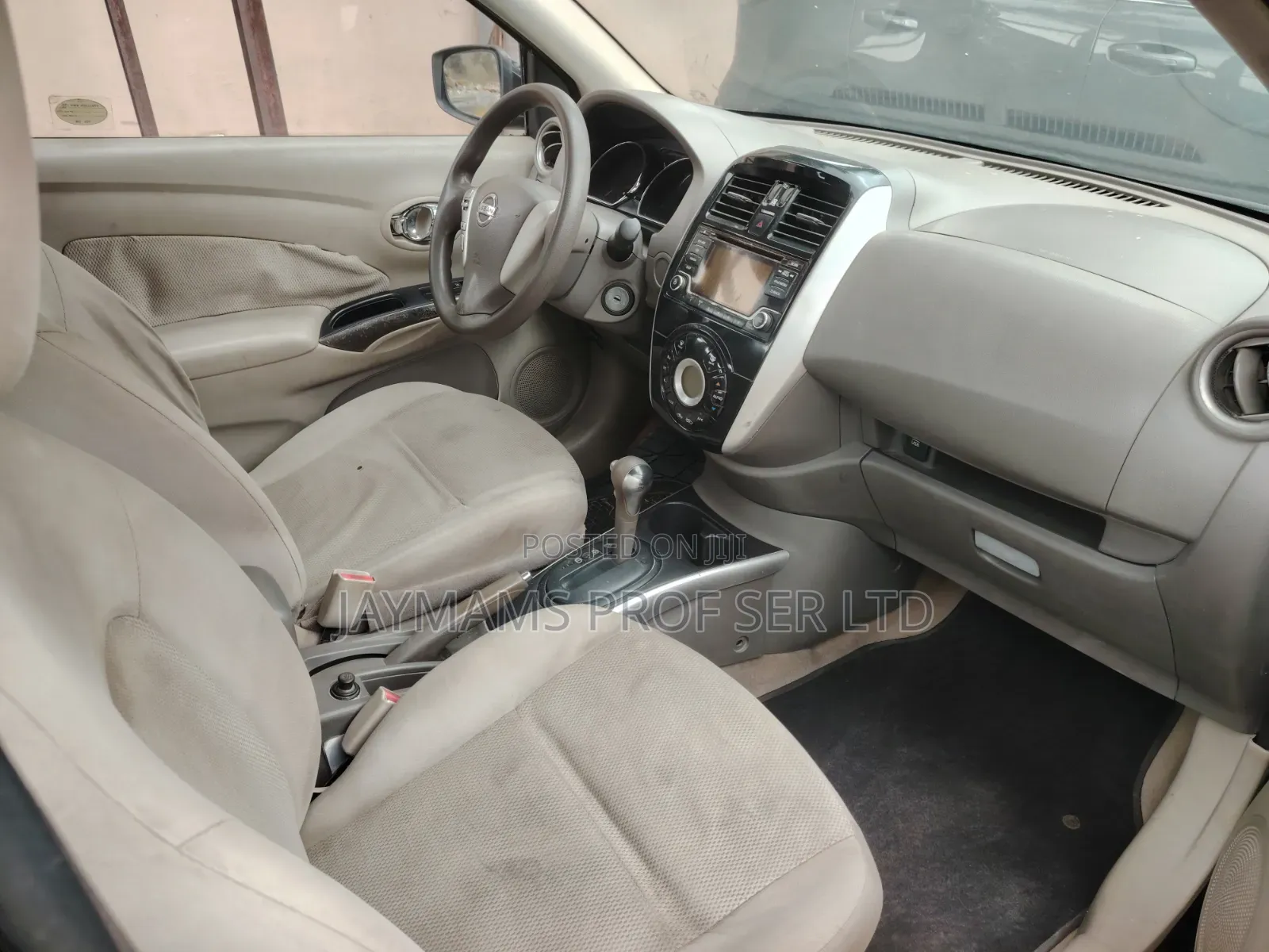 Nissan Almera 2016 Black