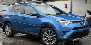 Toyota RAV4 2016 Blue