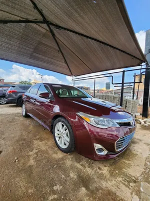 Toyota Avalon XLE Premium 4dr Sedan (3.5L 6cyl 6A) 2014 Burgundy