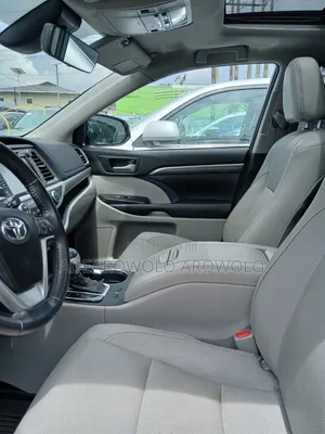 Toyota Highlander Limited 4x4 V6 (3.5L 6cyl 8A) 2017 Silver
