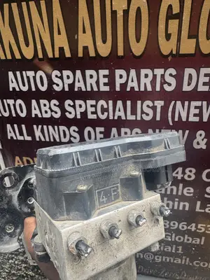 2018 Toyota Hilux Revo Brake Control Module