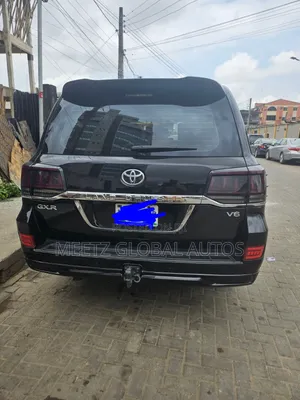 Toyota Land Cruiser 4.0 V6 GXR 2016 Black