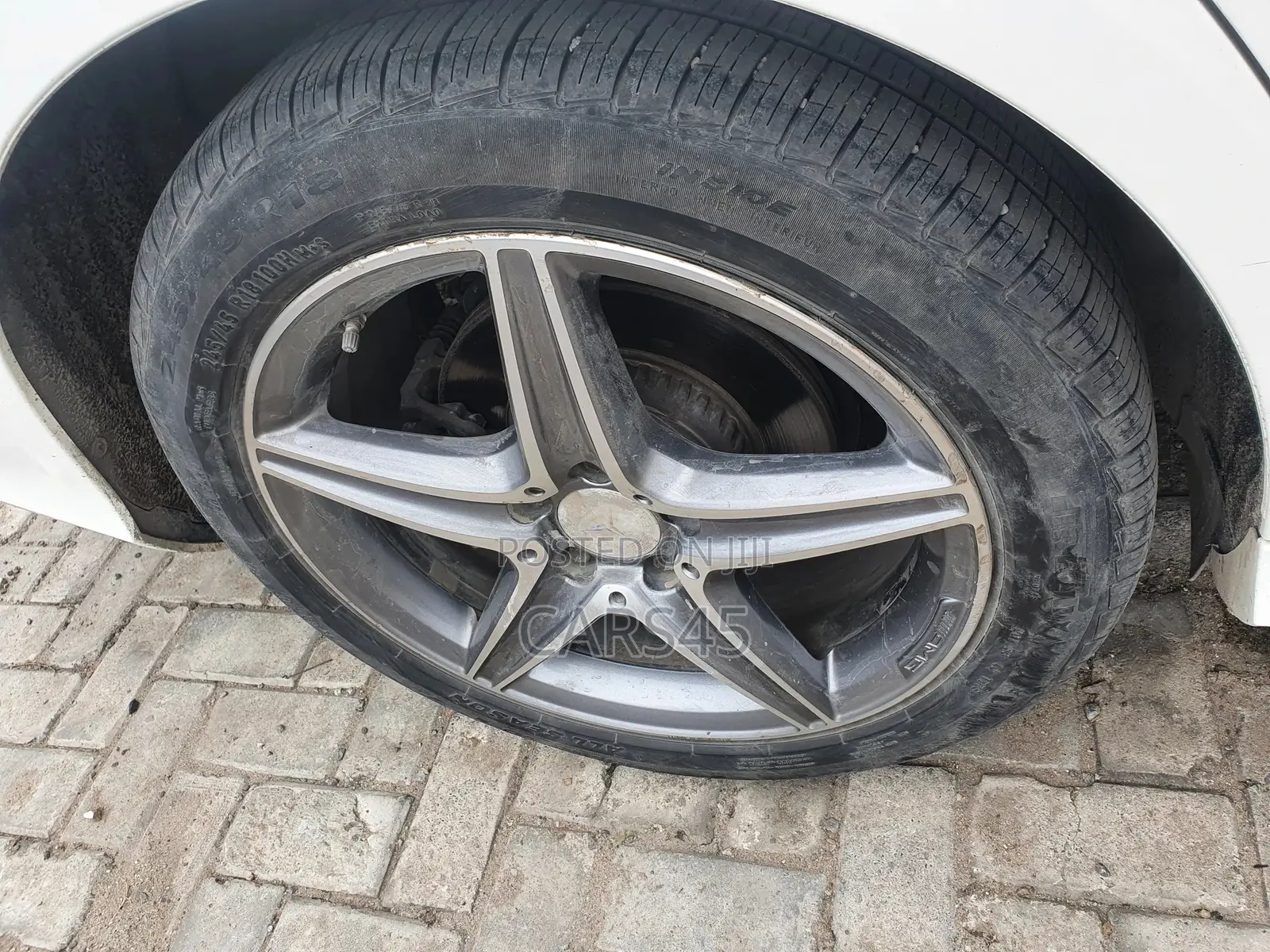 Mercedes-Benz E300 2017 White