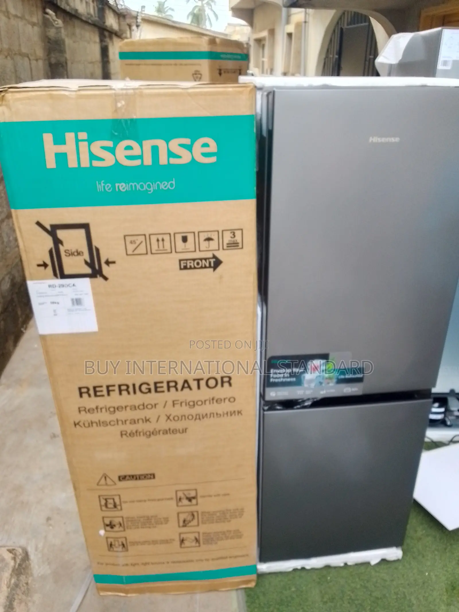 225l Hisense Refrigerator With Lower Freezer Compartment