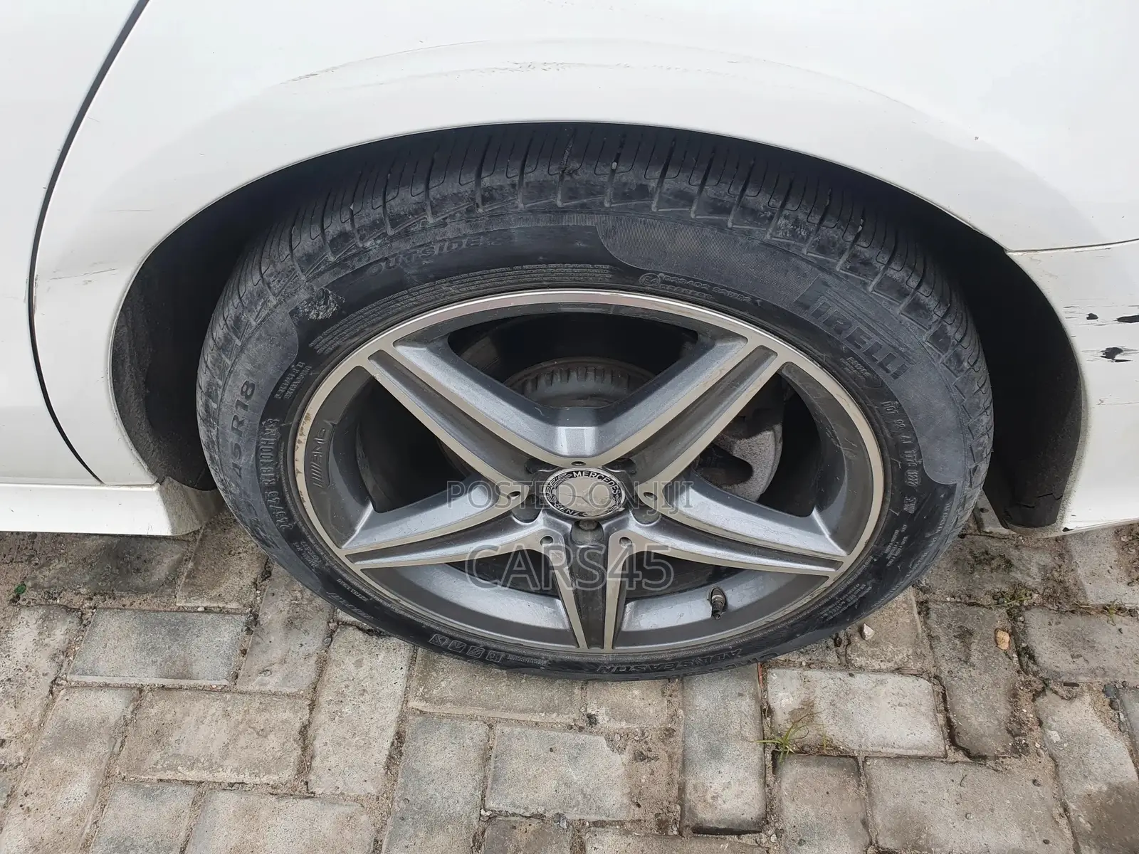Mercedes-Benz E300 2017 White