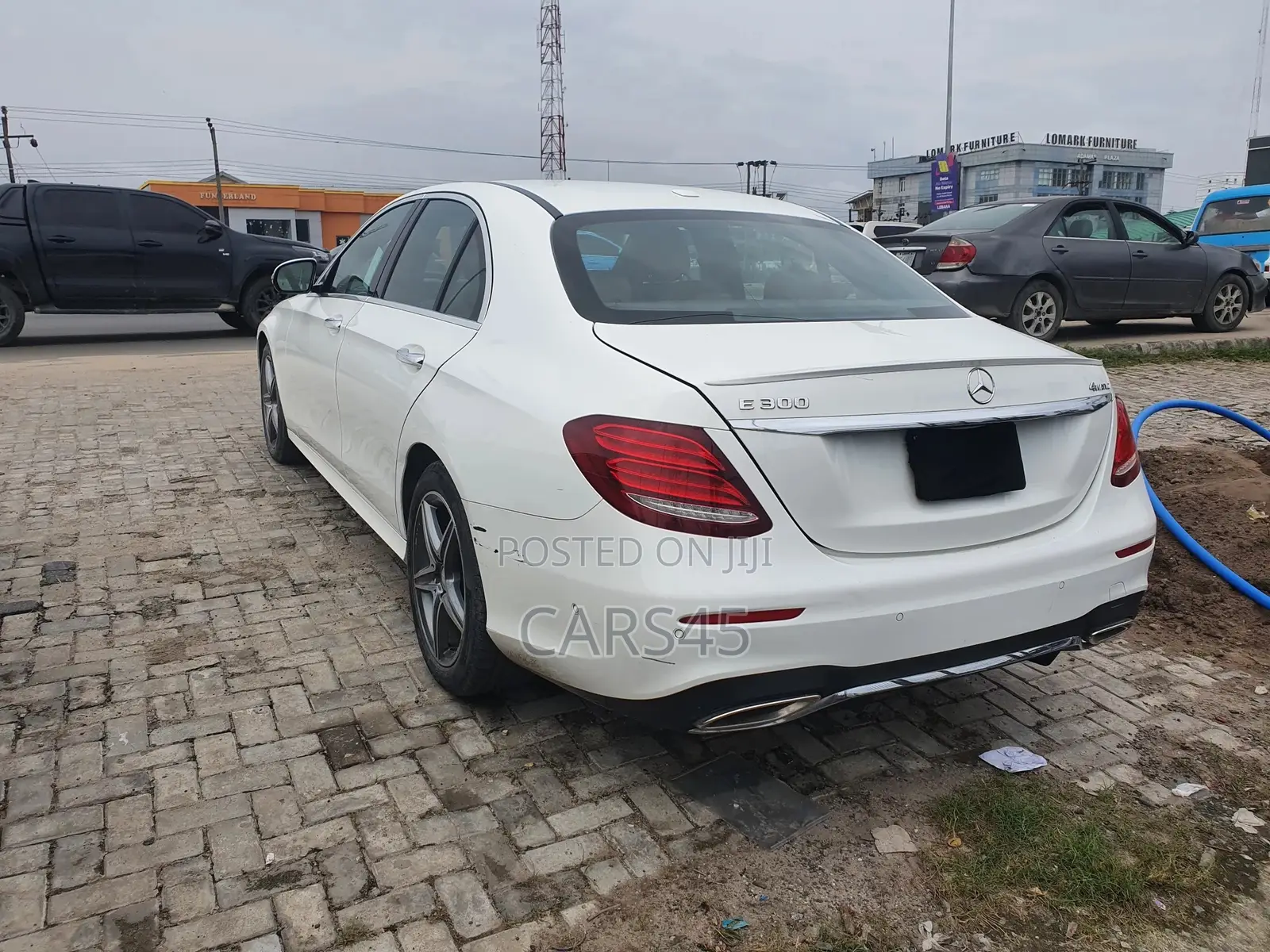 Mercedes-Benz E300 2017 White