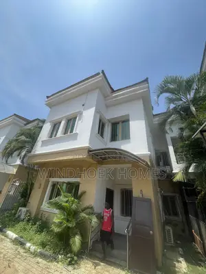 4bdrm Duplex in Maitama for rent