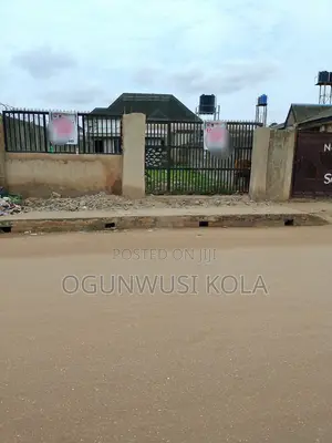 Land for Lease on the Road in Baruwa