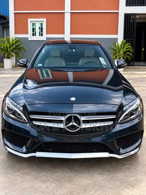 Mercedes-Benz C300 2015 Black