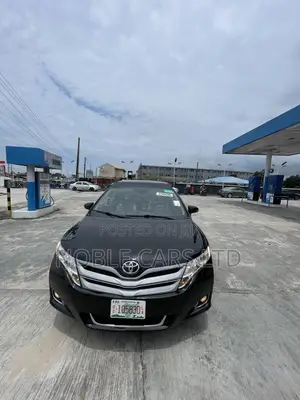Toyota Venza XLE 4dr Wagon AWD (3.5L 6cyl 6A) 2014 Black