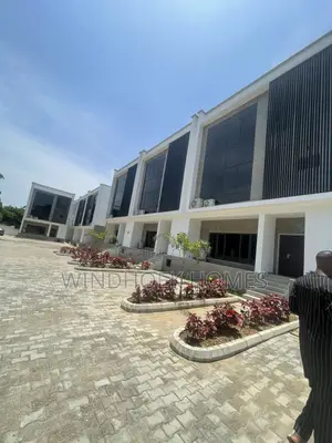 3bdrm Duplex in Maitama for rent
