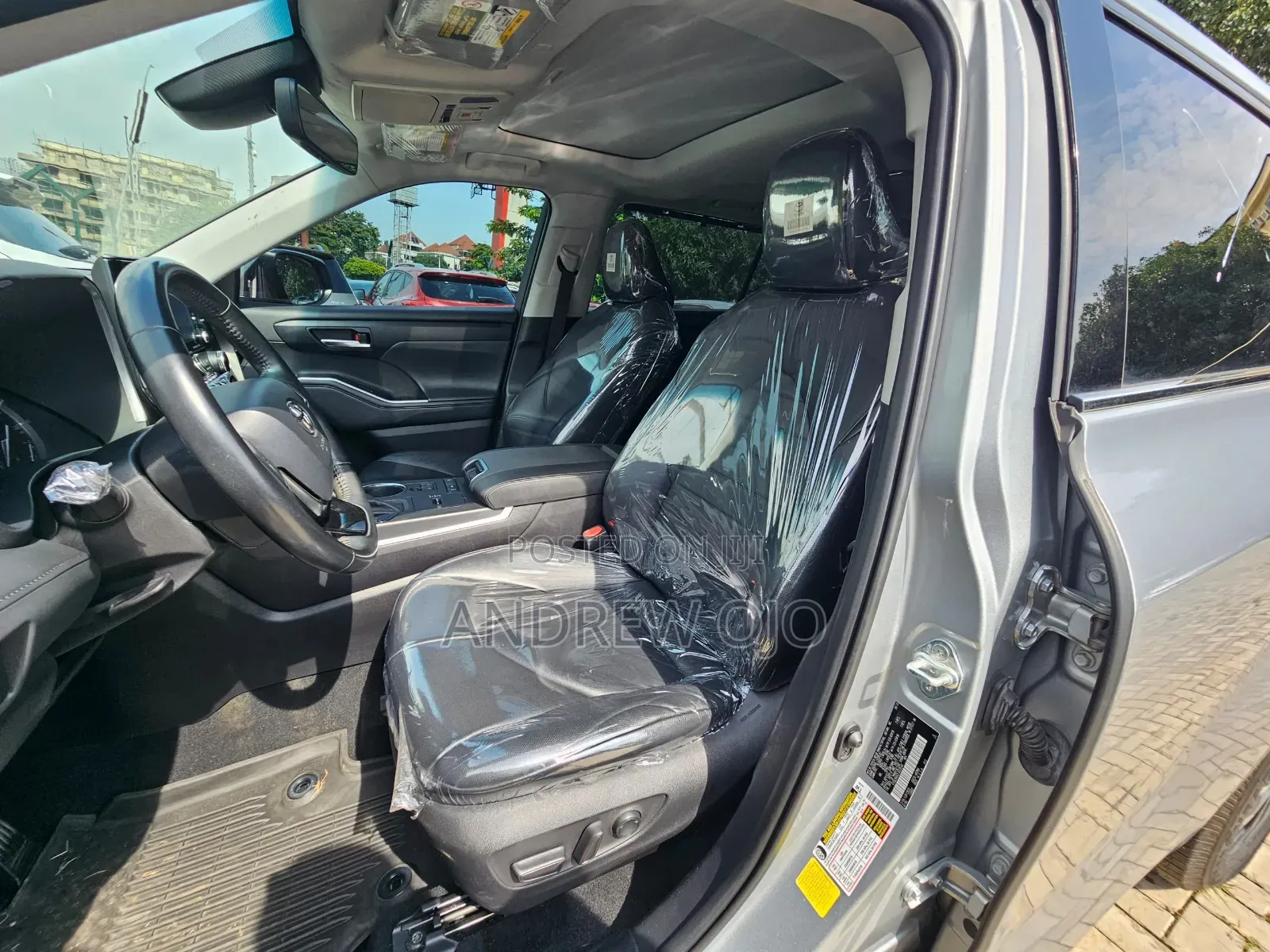 Toyota Highlander XLE 2021 Silver