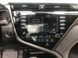 Toyota Camry XSE (2.5L 4cyl 8A) 2019 Silver