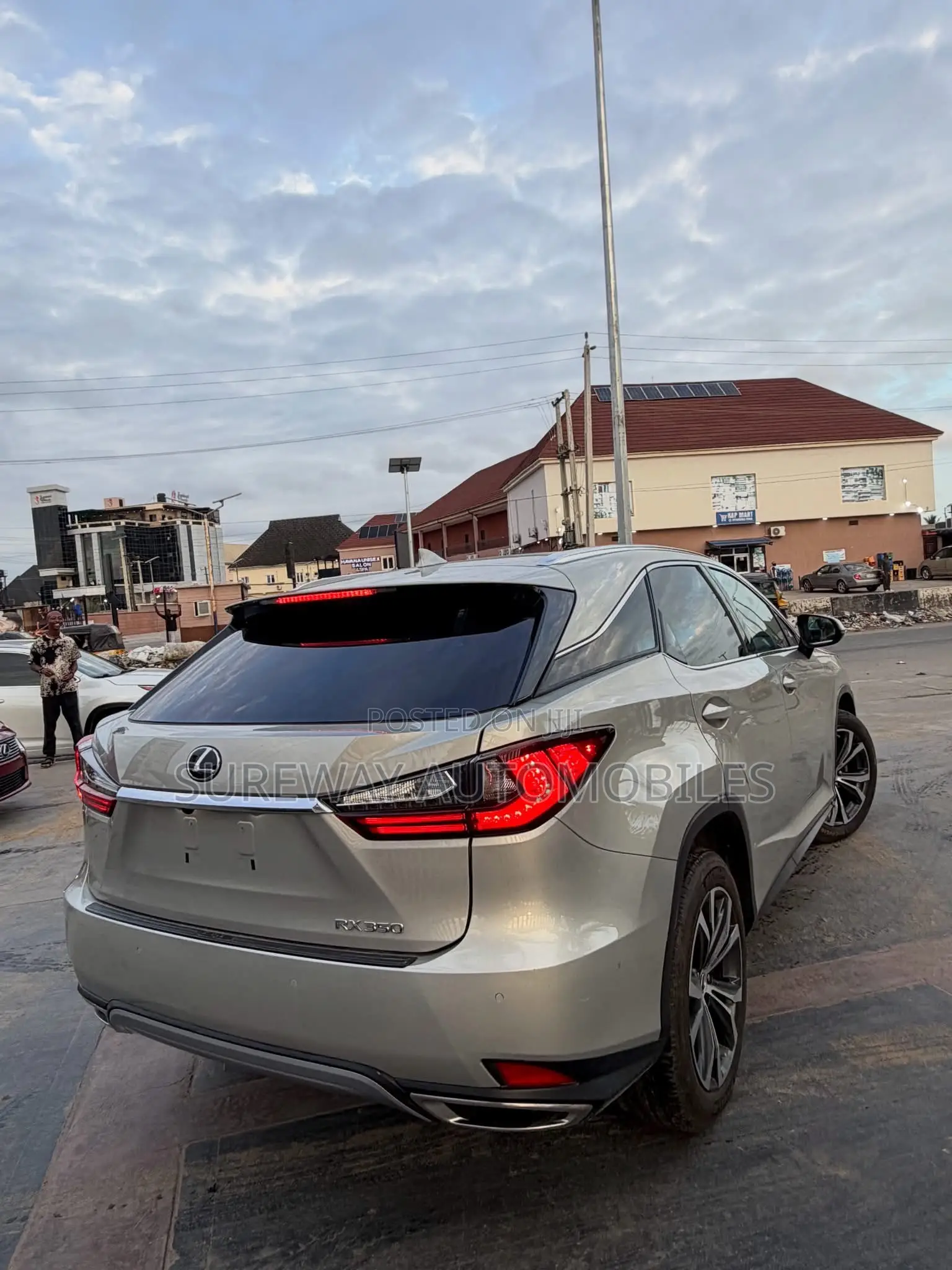 Lexus RX 2020 Gold