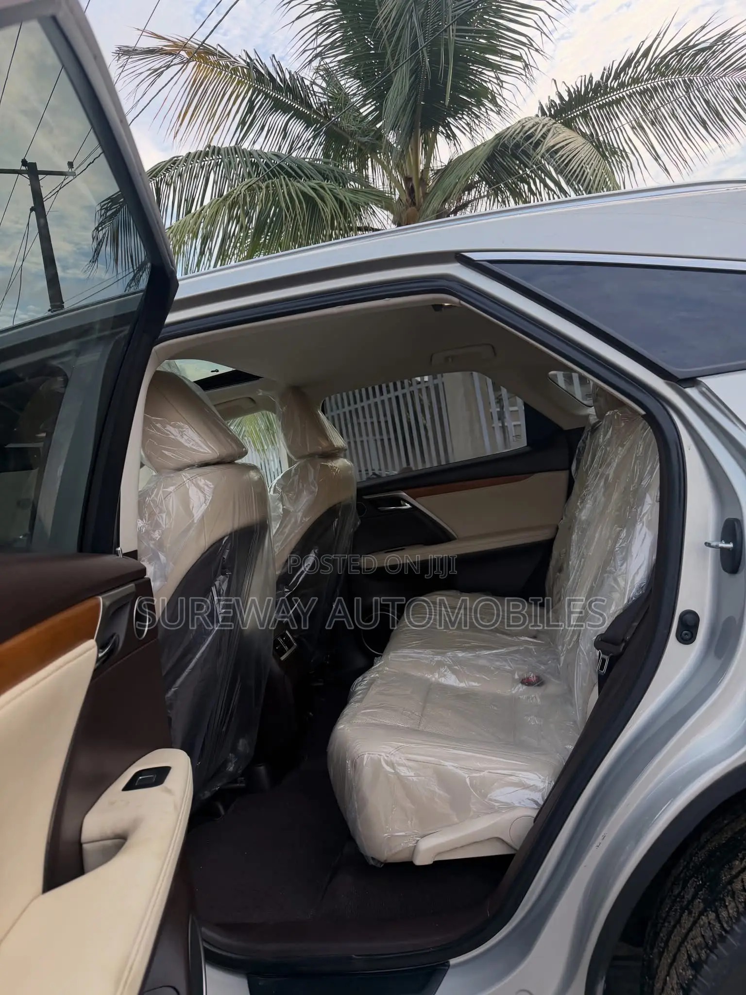 Lexus RX 2020 Gold