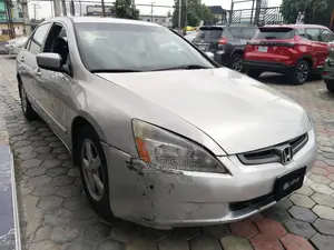 Honda Accord 2004 Silver