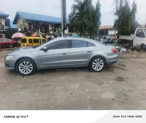 Volkswagen CC 2011 Blue