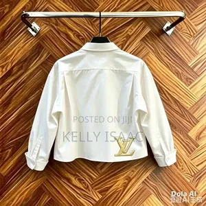 Quality Louis Vuitton Shirt Available
