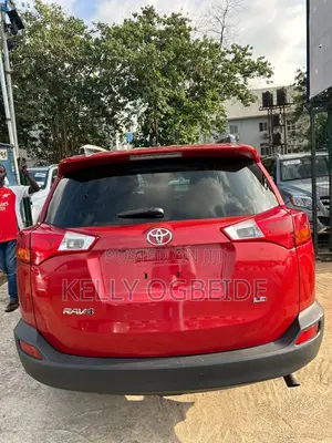 Toyota RAV4 2014 Red