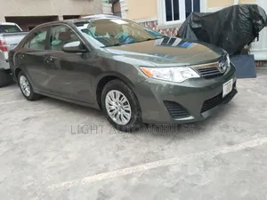 Toyota Camry 2014 Gray