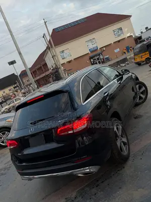 Mercedes-Benz GLC-Class 2016 Black
