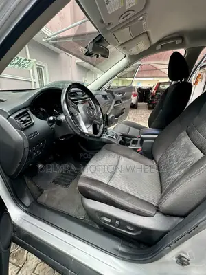 Nissan Rogue 2020 Silver