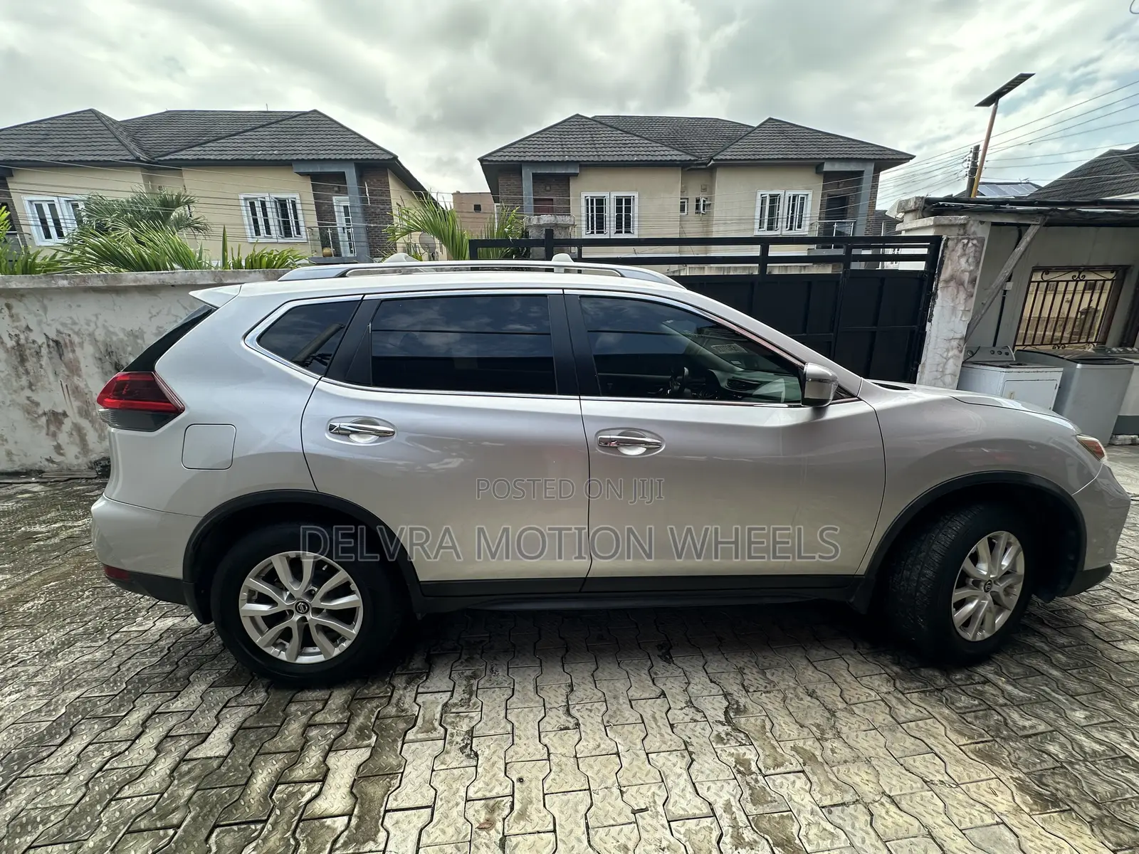 Nissan Rogue 2020 Silver