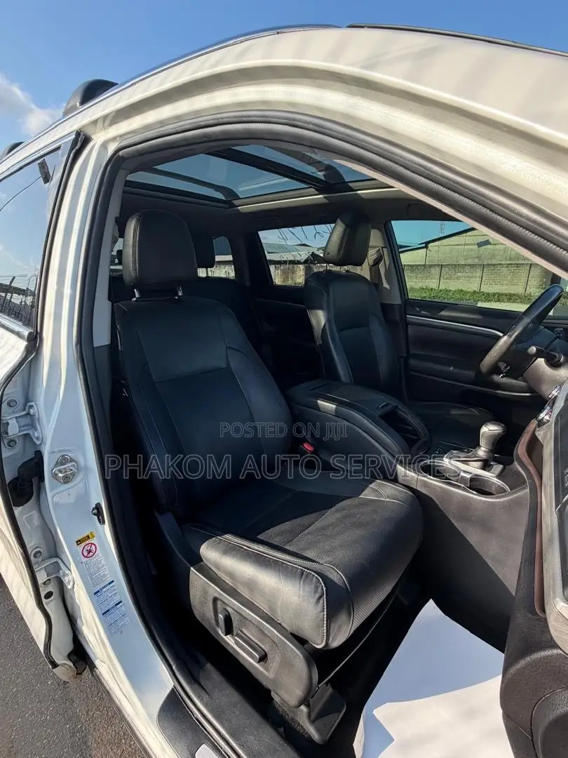 Toyota Highlander 2019 White