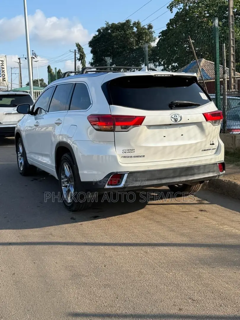 Toyota Highlander 2019 White