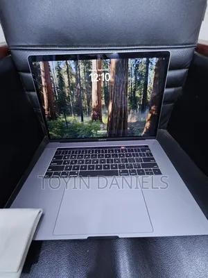 Laptop Apple MacBook Pro 2019 32GB Intel Core i9 SSD 1T