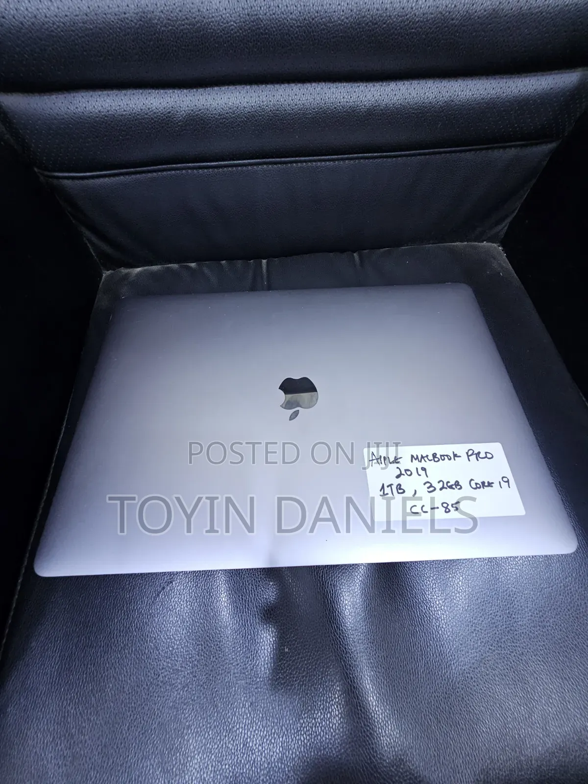 Laptop Apple MacBook Pro 2019 32GB Intel Core i9 SSD 1T