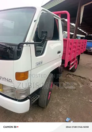 Toyota Dyna 200 Petrol Engine Normal Hand