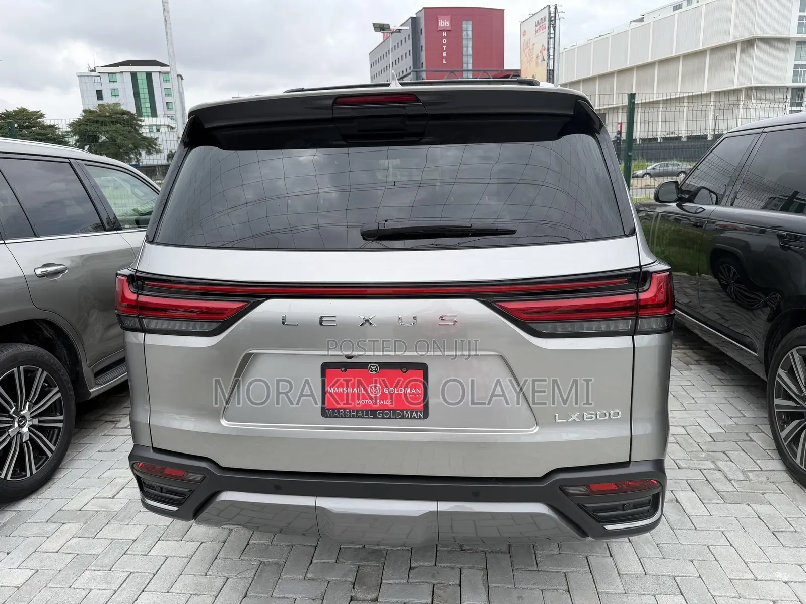 Lexus LX 600 2024 Gold