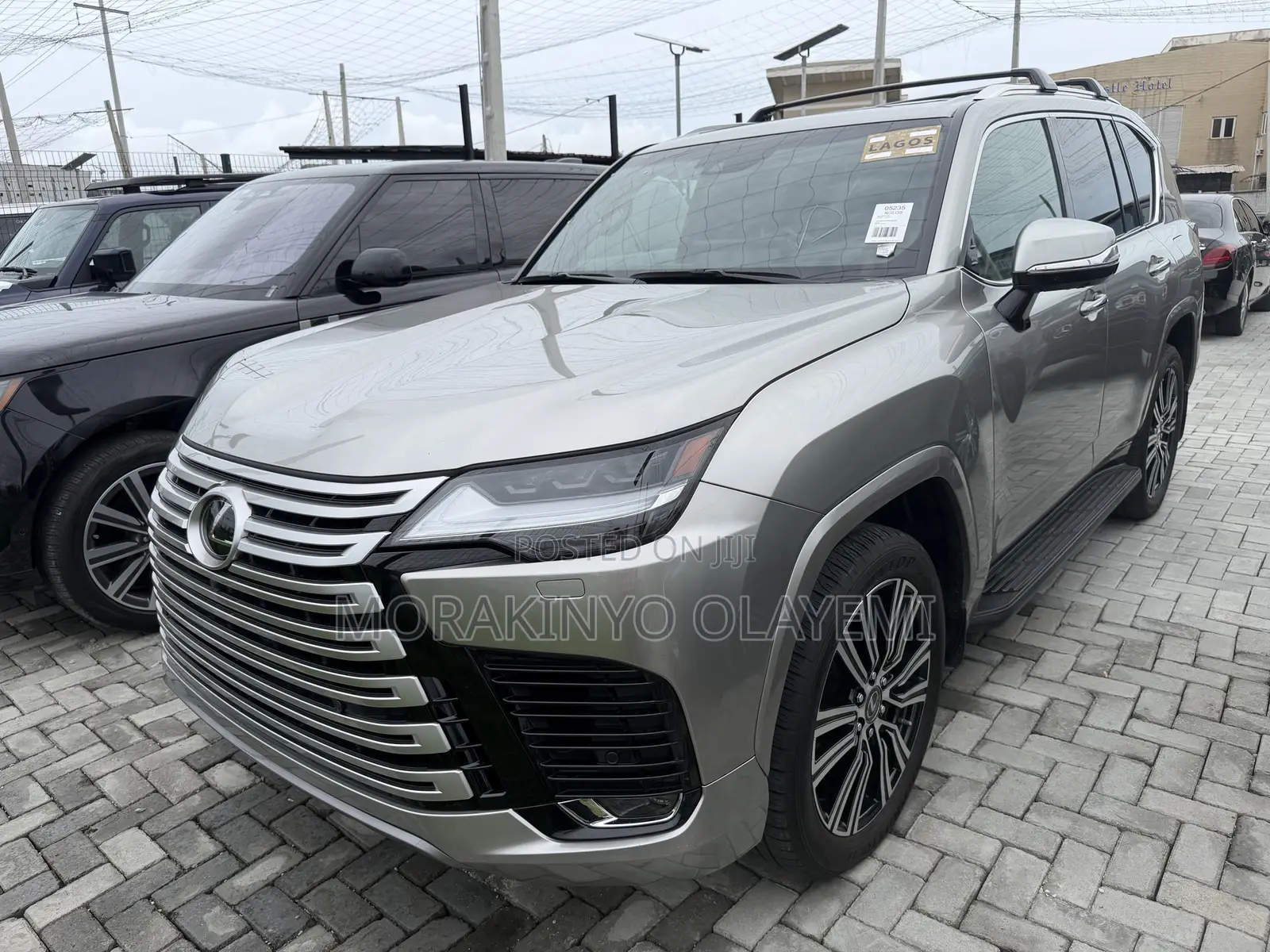 Lexus LX 600 2024 Gold