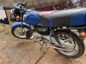 TVS HLX Plus ES 2024 Blue