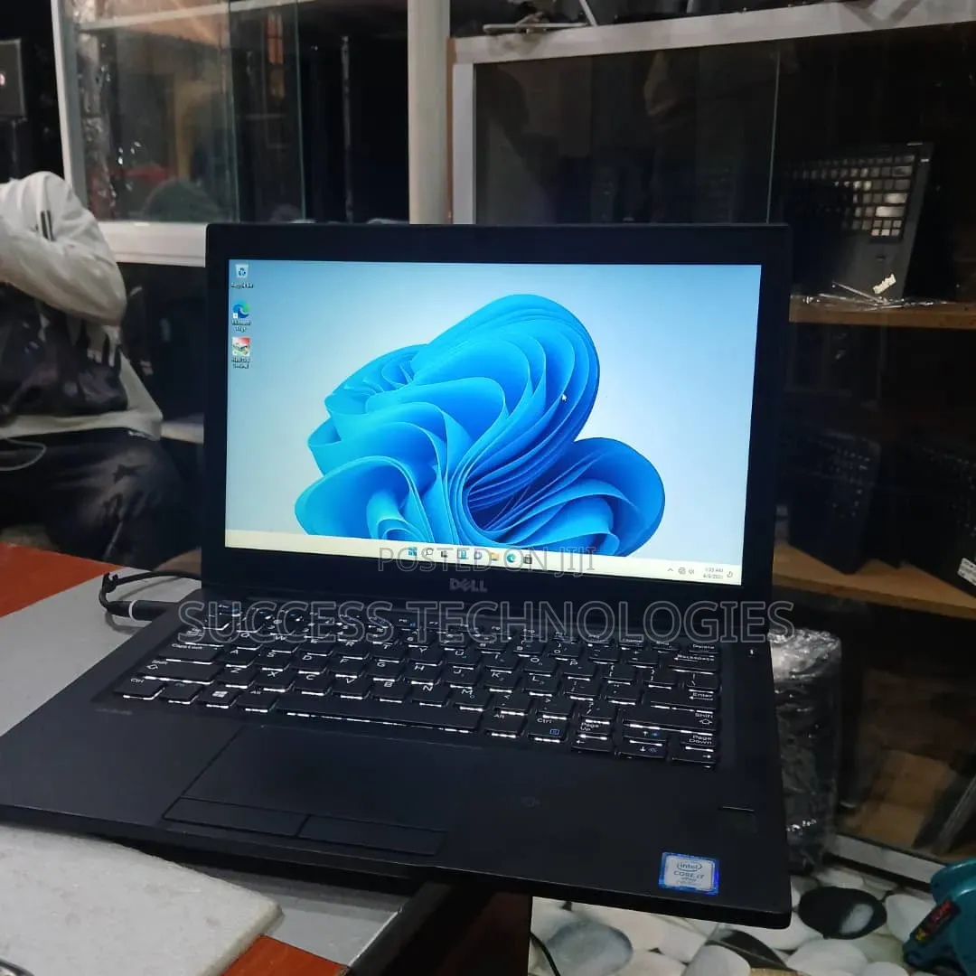 Laptop Dell Latitude 7280 8GB Intel Core i7 SSD 256GB