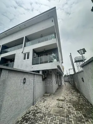 3bdrm Apartment in Ikate for rent