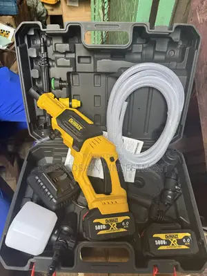 Dewalt Cordless High Speed Pressure Washer 580volts