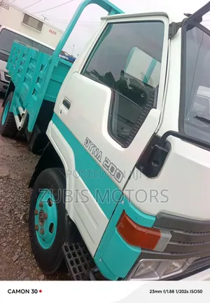 Toyota Dyna 200 Diesel Engine Normal Hand