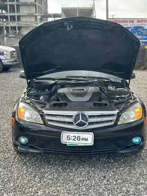 Mercedes-Benz C300 2010 Black