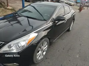 Hyundai Azera 2015 Black