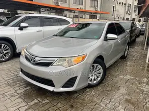 Toyota Camry 2012 Silver