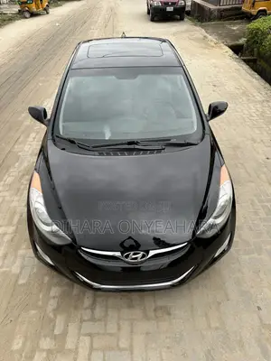 Hyundai Elantra GLS Sedan FWD (1.8L 4cyl 6A) 2013 Black