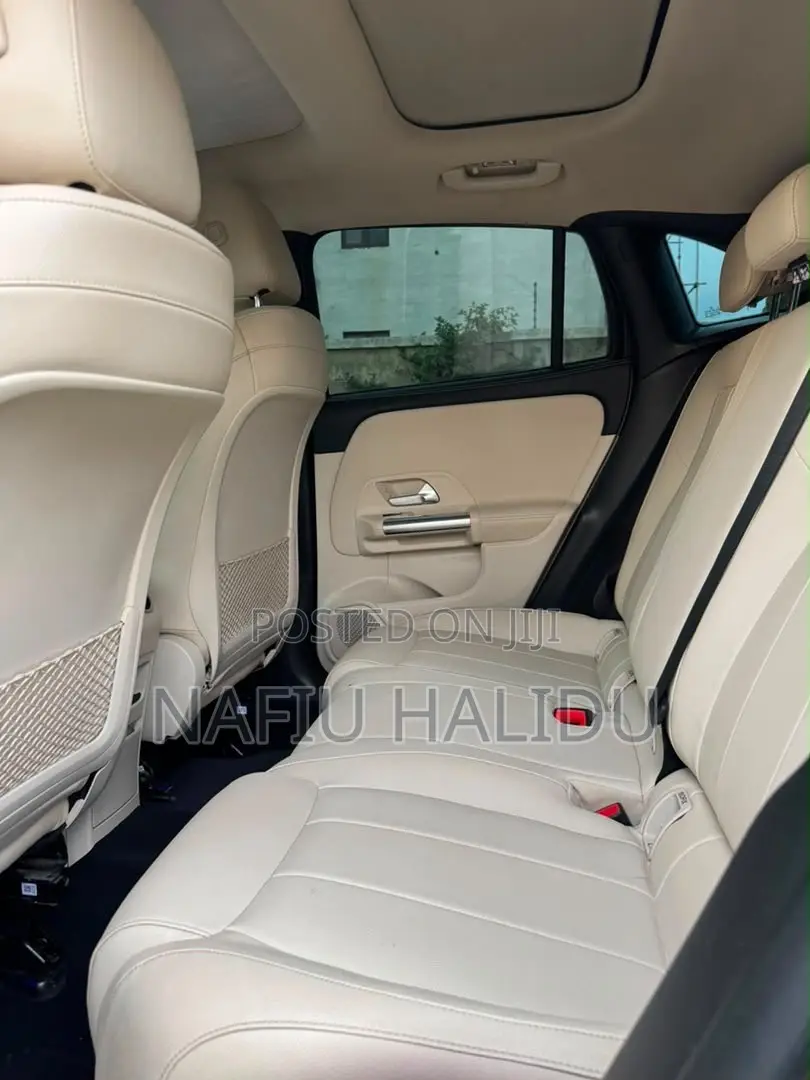 Mercedes-Benz GLA-Class 2021 Black