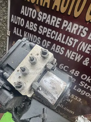 Ford Edge 2013 Brake ABS Module Available