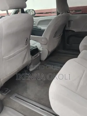 Toyota Sienna 2017 Gray