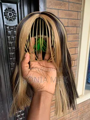 Beautiful Piano Highlights Center-Part Wig